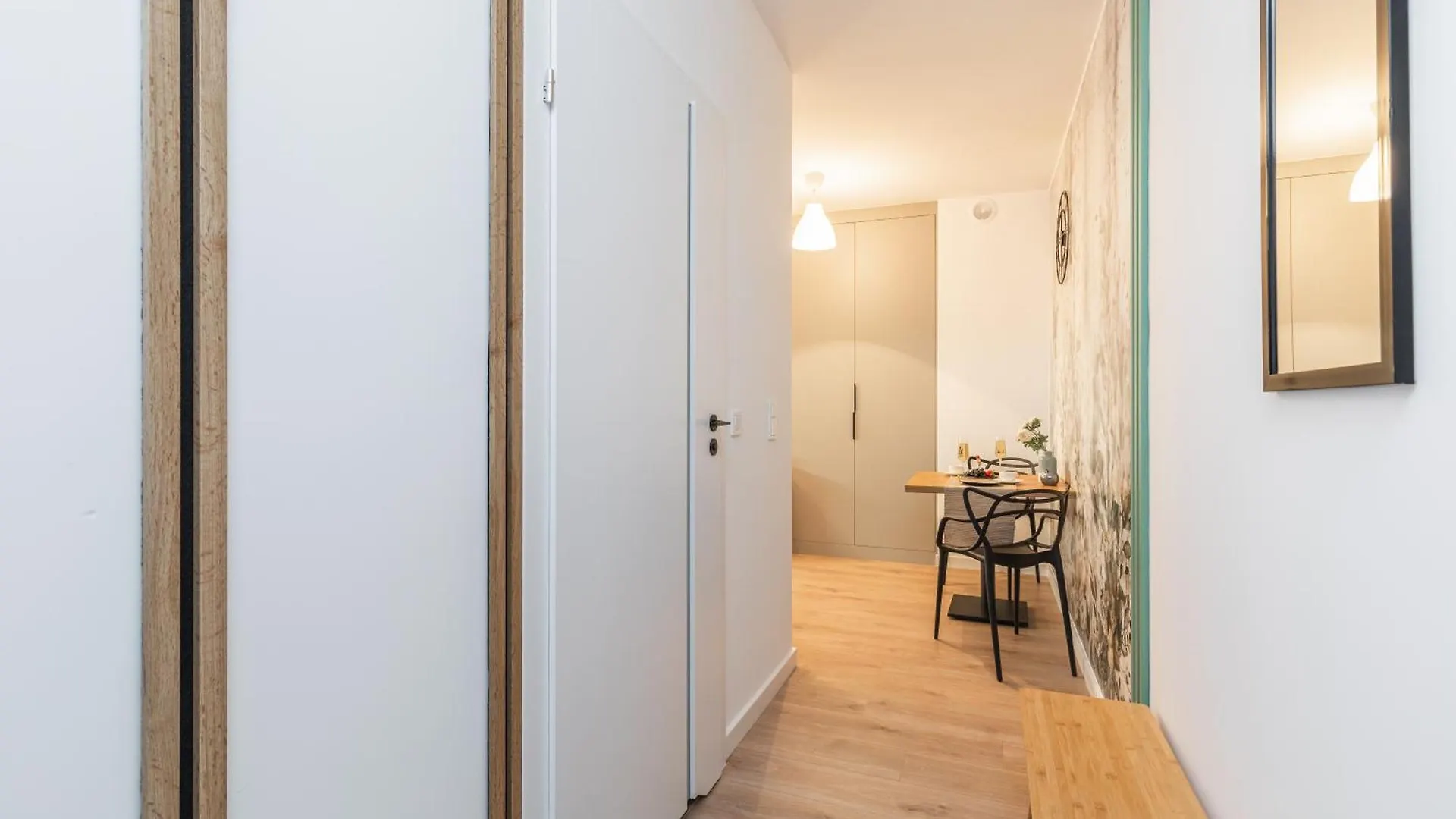 Apartman Superapart Nowy Sluzewiec, Next To Chopina Airport, Tor Sluzewiec, Aircondition Varsó