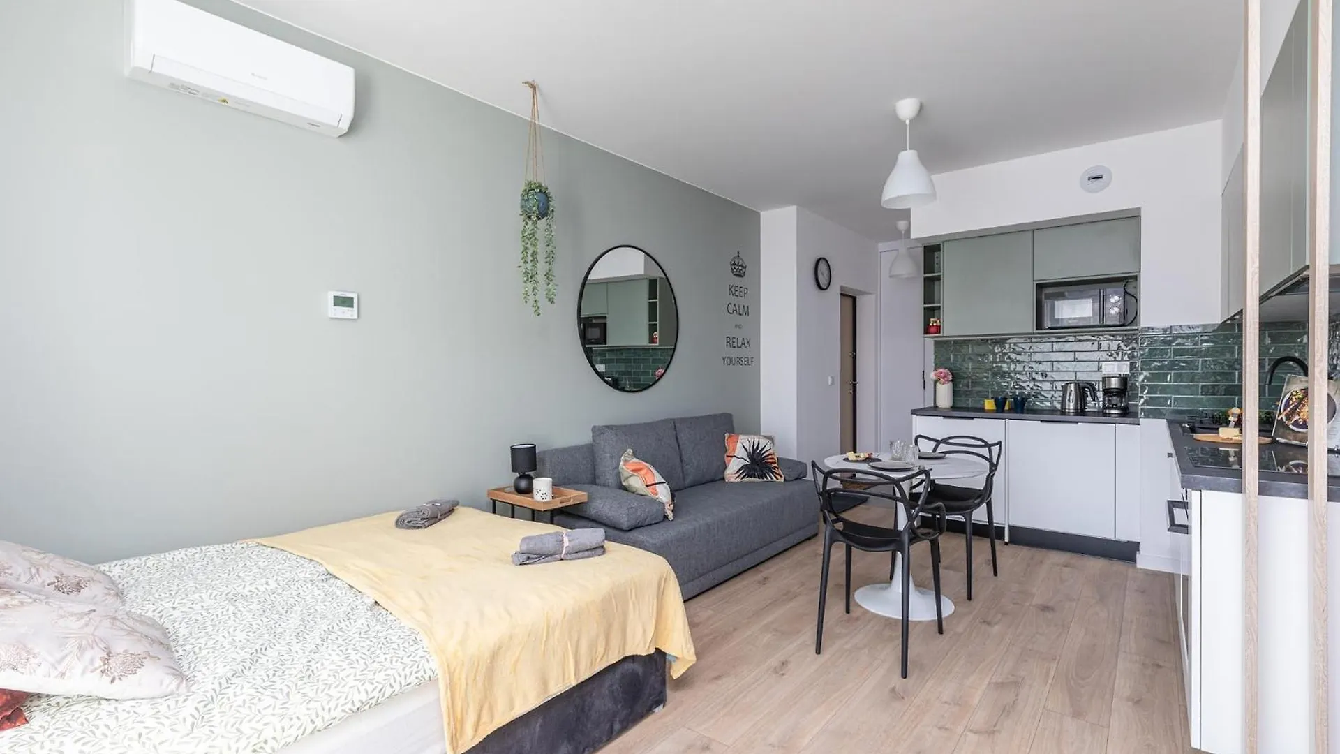 Apartman Superapart Nowy Sluzewiec, Next To Chopina Airport, Tor Sluzewiec, Aircondition Varsó