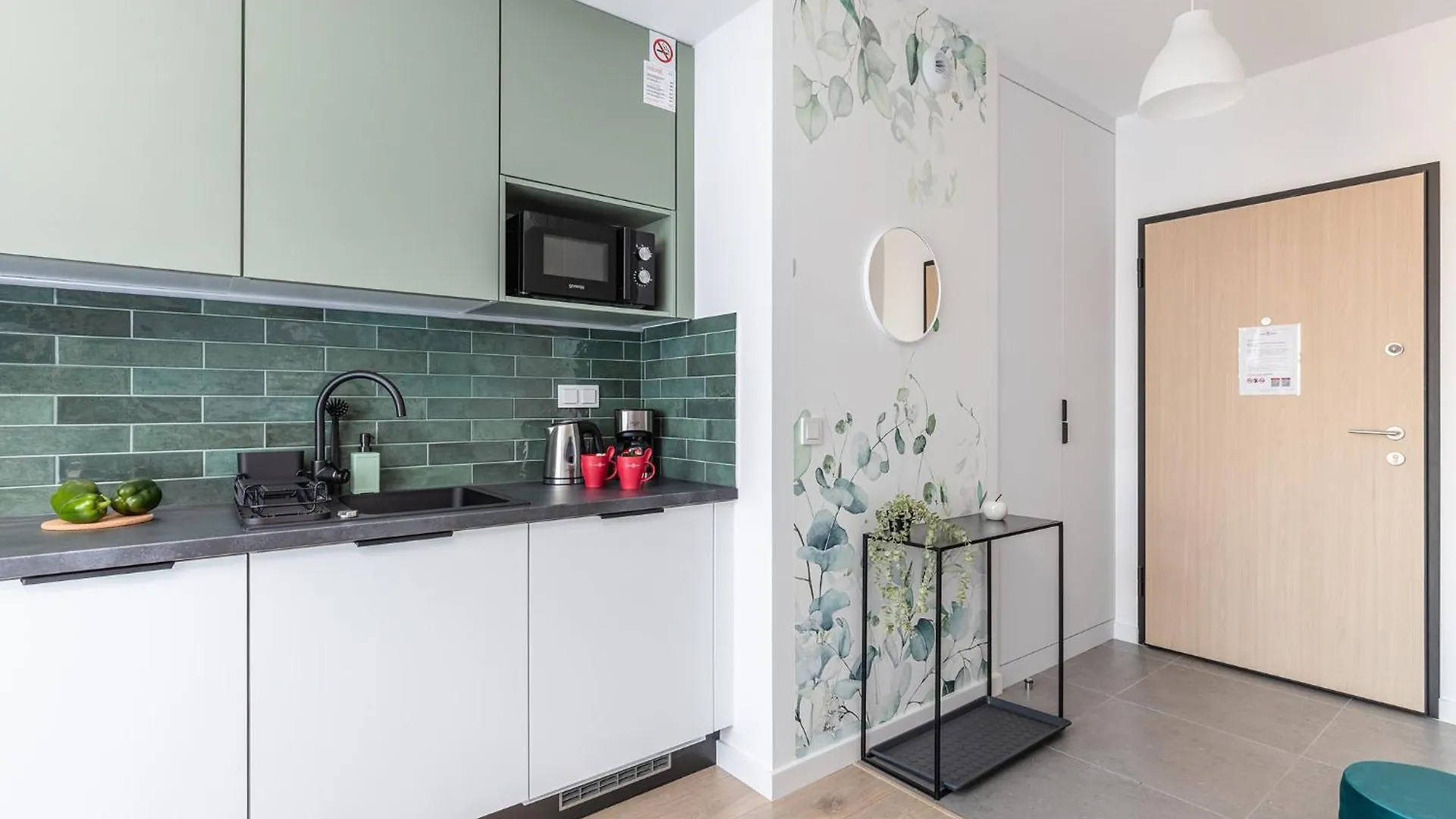 Apartman Superapart Nowy Sluzewiec, Next To Chopina Airport, Tor Sluzewiec, Aircondition Varsó