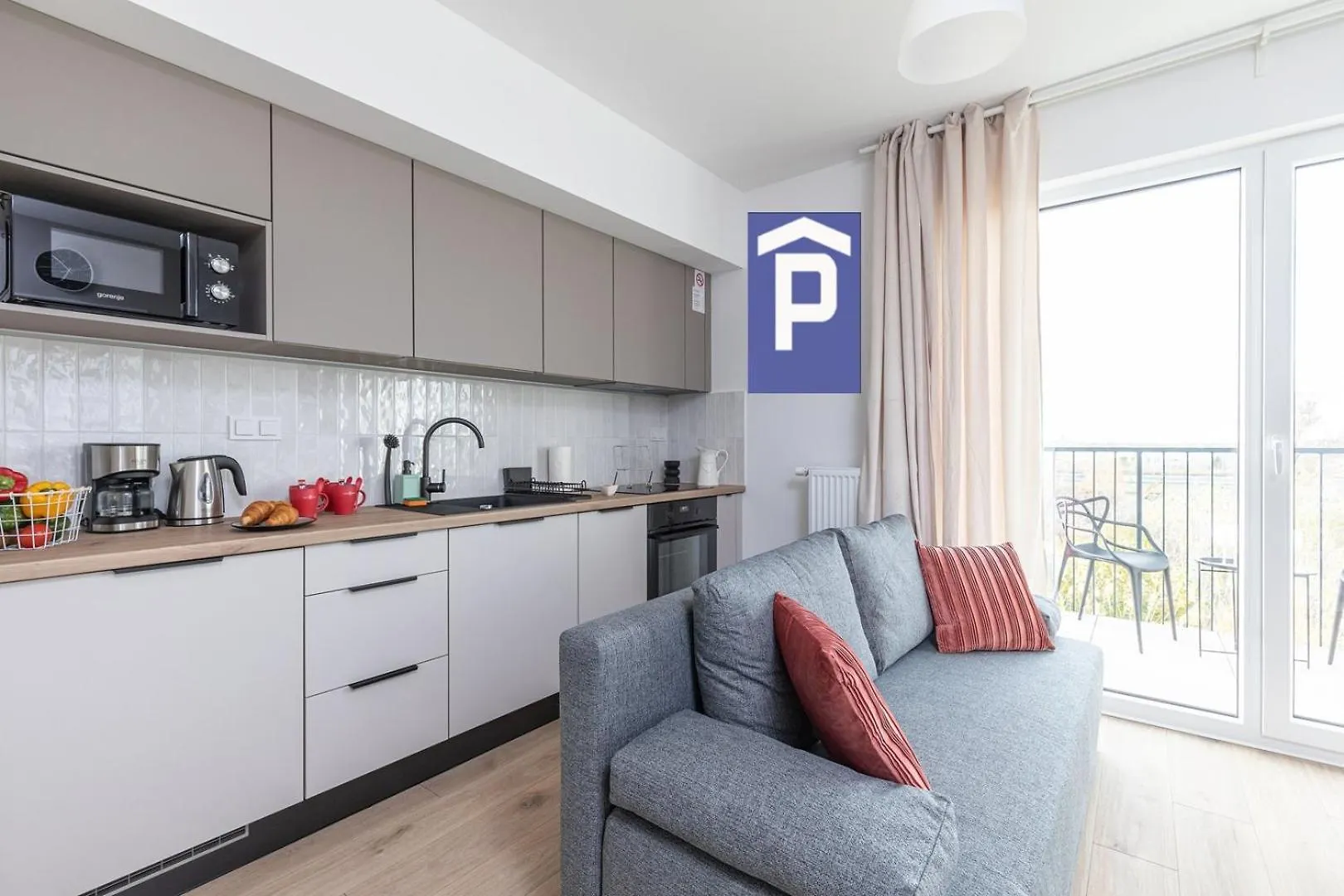 Superapart Nowy Sluzewiec, Next To Chopina Airport, Tor Sluzewiec, Aircondition Warsaw
