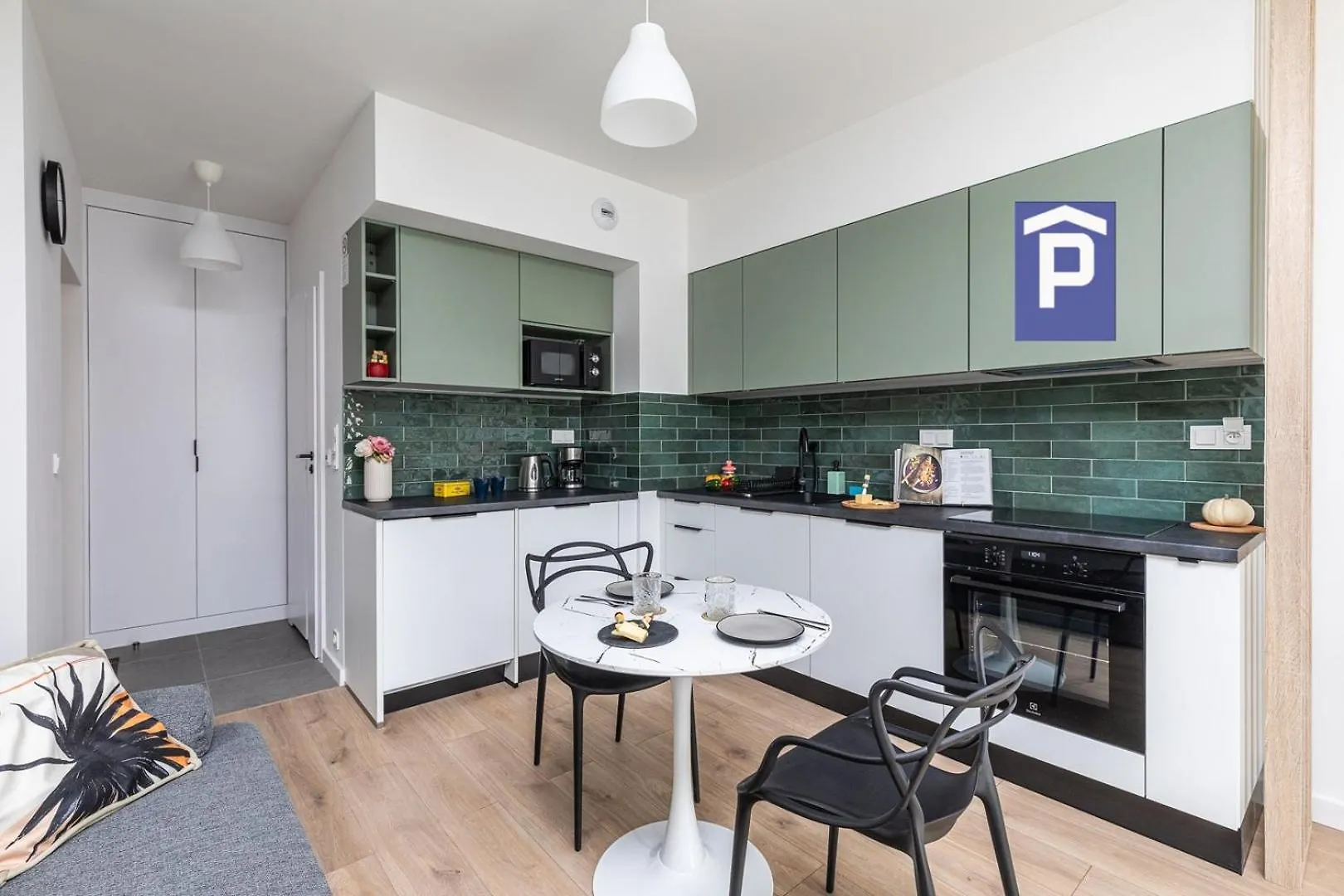 Apartment Superapart Nowy Sluzewiec, Next To Chopina Airport, Tor Sluzewiec, Aircondition Warsaw Poland